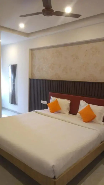 Hotel Saradharam