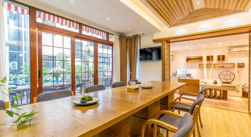 Hangzhou Ling Inn
