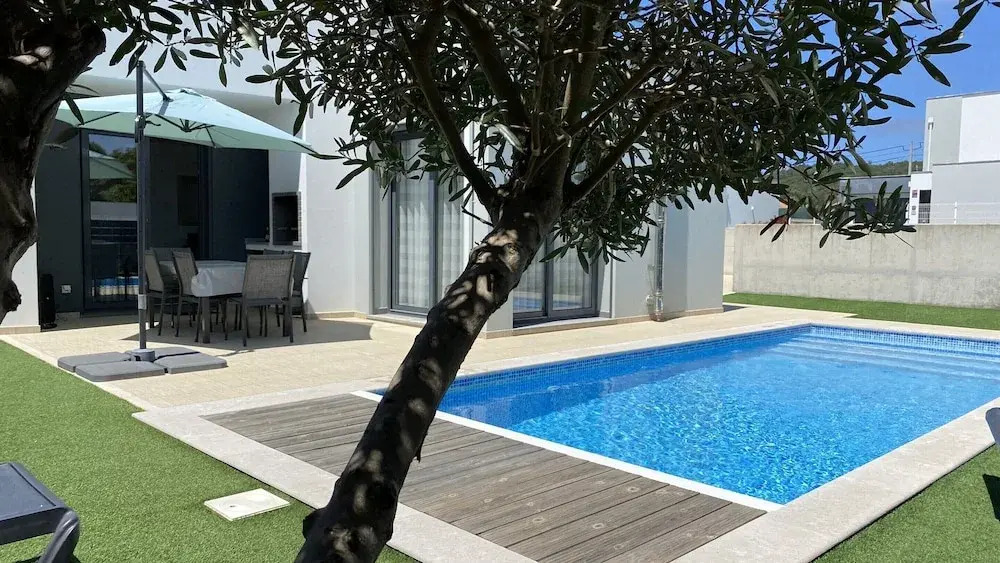 Family Villa with Terrace and Pool