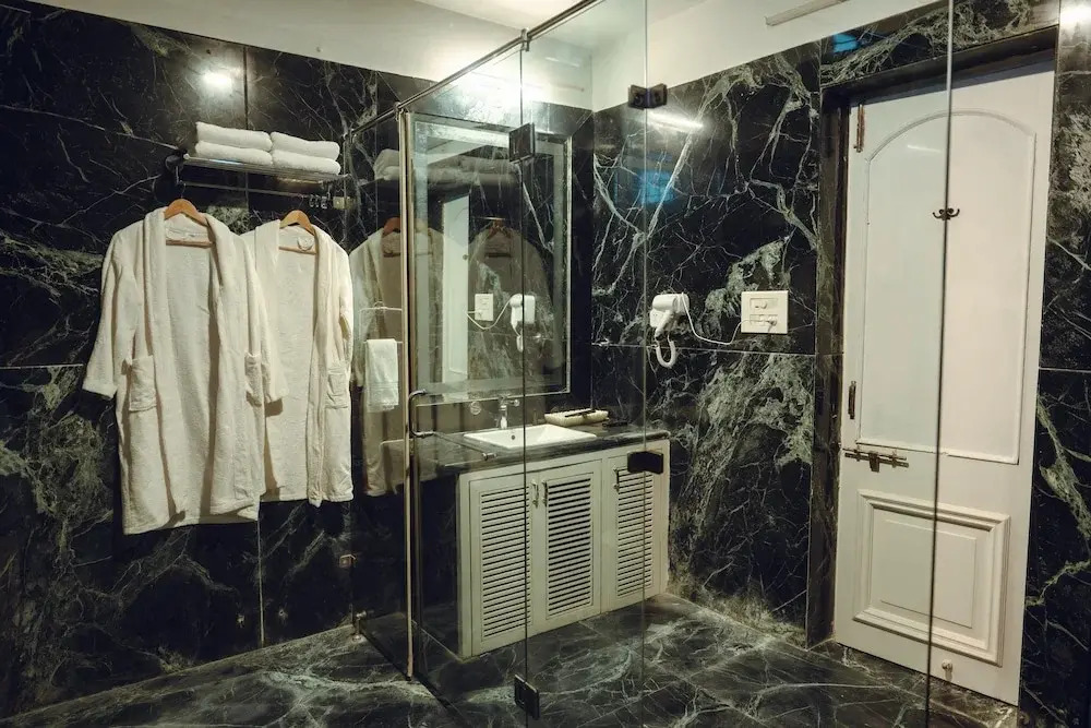 Victoria Mansion - A Signature Collection by HST Hotels