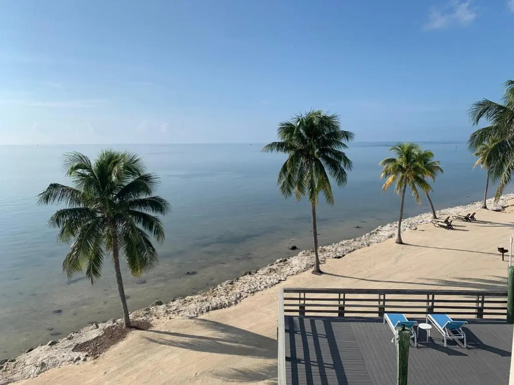 Caloosa Cove Resort by CoolVacay