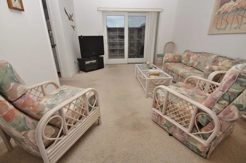 Sea Coast Gardens II 413 Apartment 2