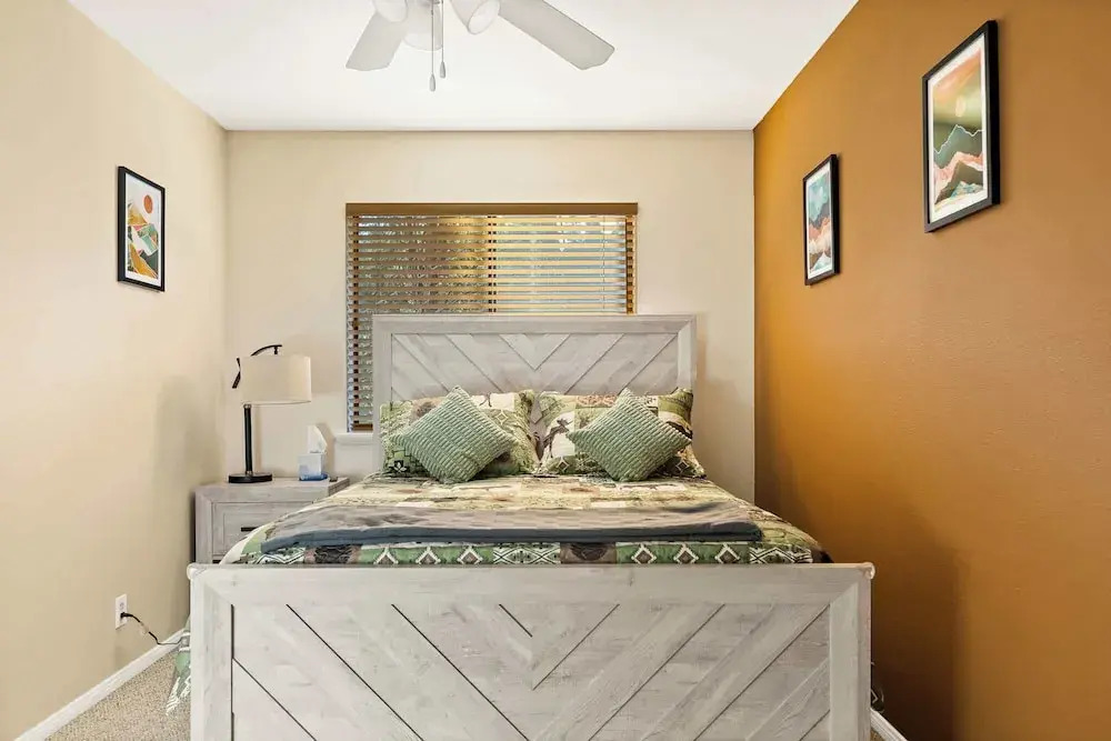 The Leehive Near Lake Arrowhead Village