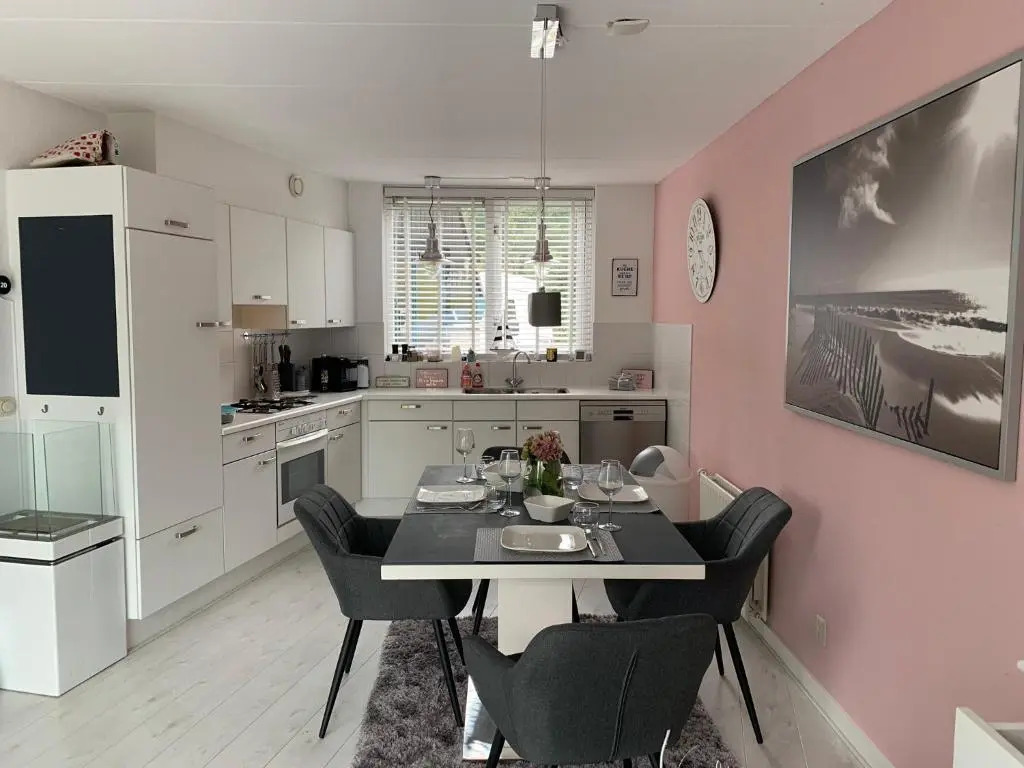 Ferienhaus am Wasser Lemmer 208