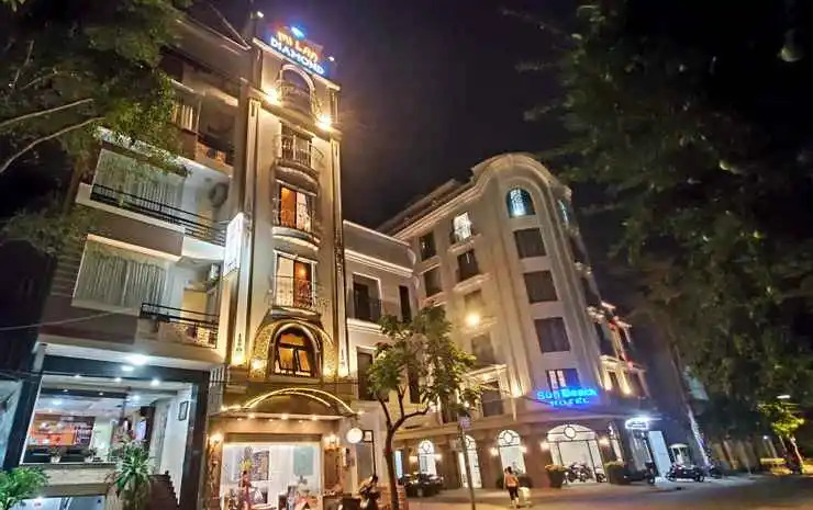 Milan Diamond Hotel