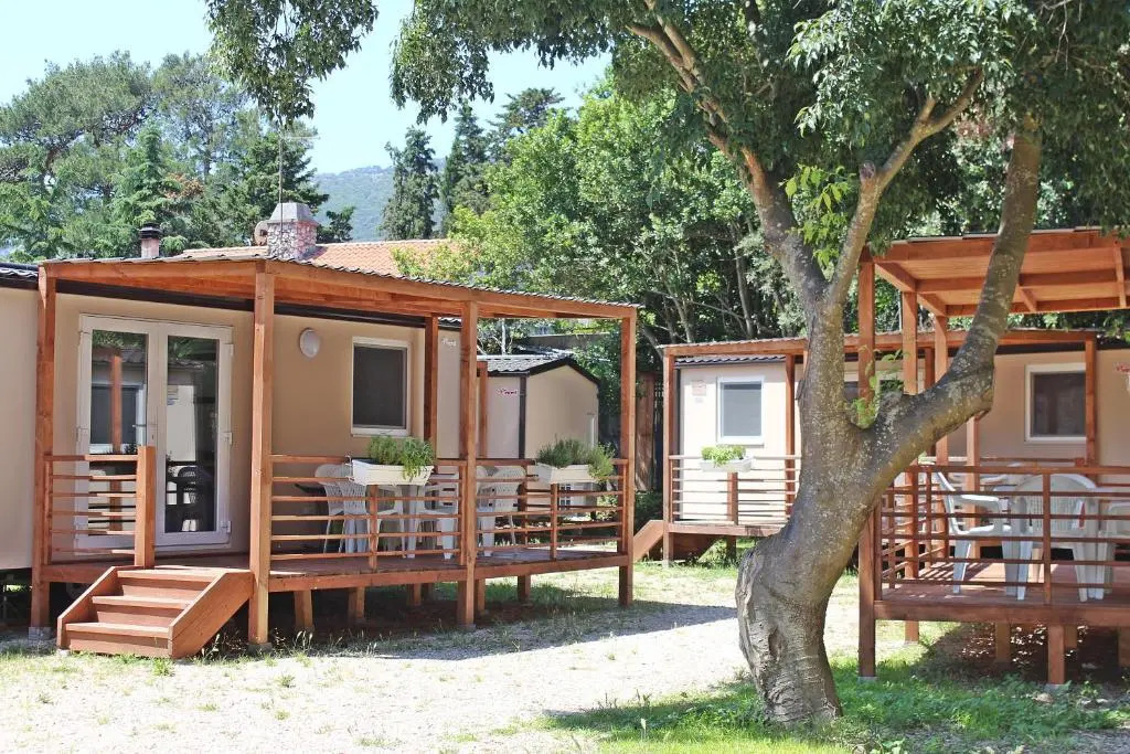 Mobile Homes Rapoća