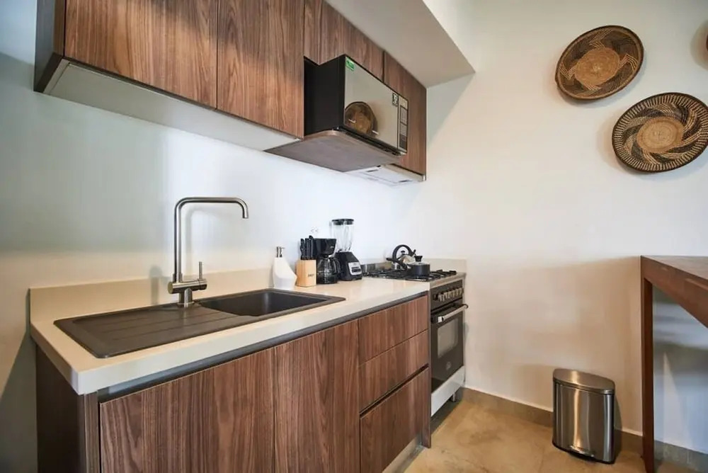 Amazing Apartment With Pools Gym BBQ Yoga Deck