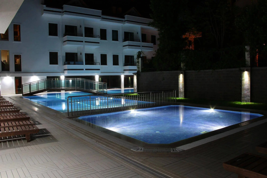 Malahit Exclusive City Hotel