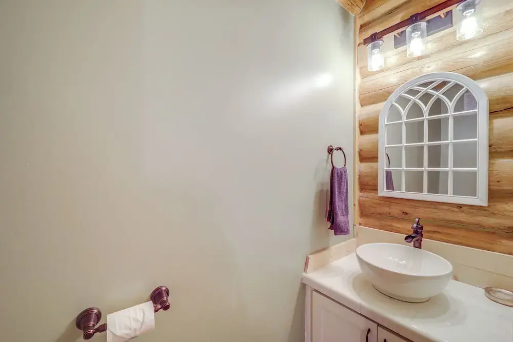 Stunning Cabin w/ Fire Pit in Banner Elk!