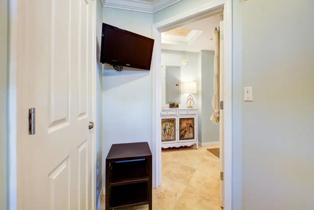 Gulfside 402 - 3 Br condo by RedAwning