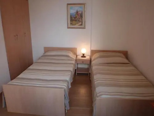 Apartments Lumbarda