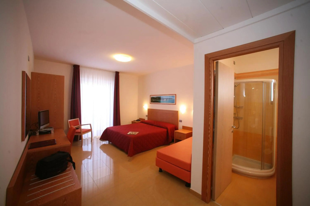 Hotel Yria