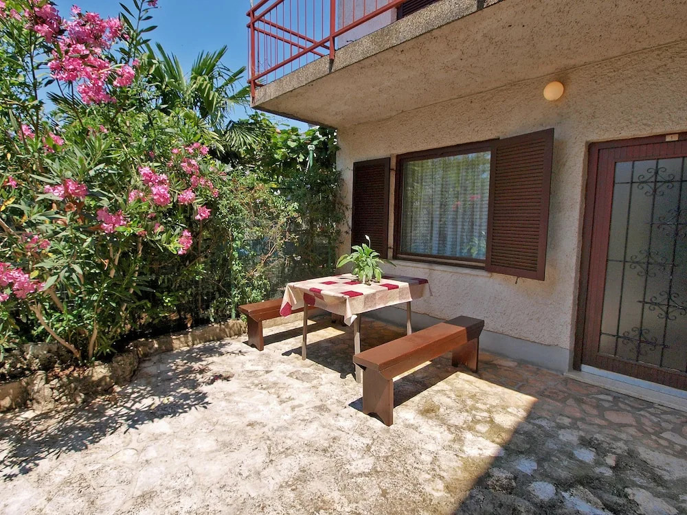 Apartments Pjescana Uvala 606