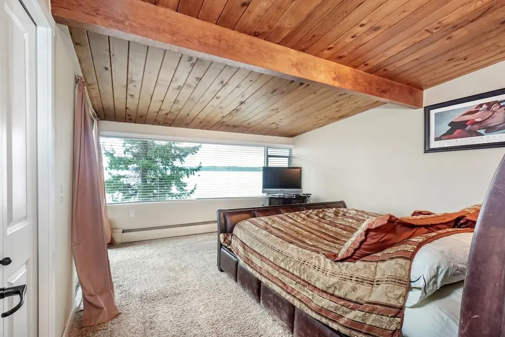27607 10th Ave S Home 4 Bedrooms 2 Bathrooms Home