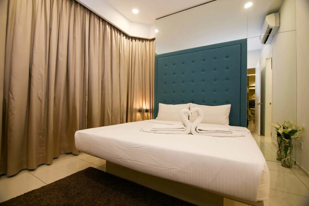 Robertson Premier Suites by Subhome