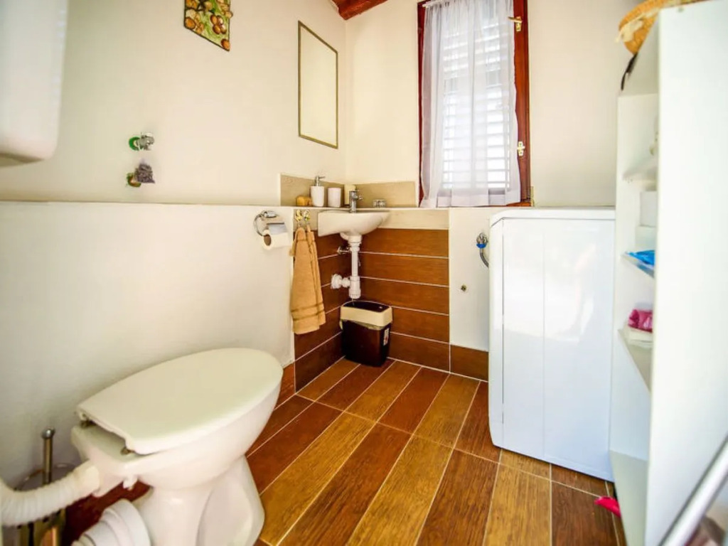 House Taja Cornwall