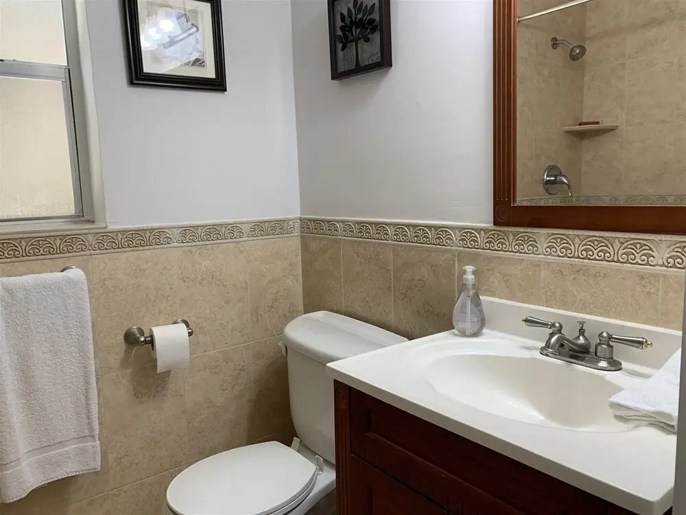 Cozy Coconut Grove Studio