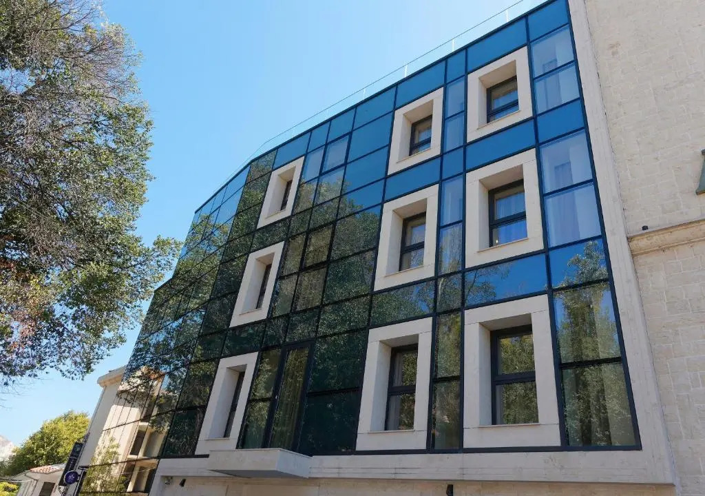 Antik Apartments