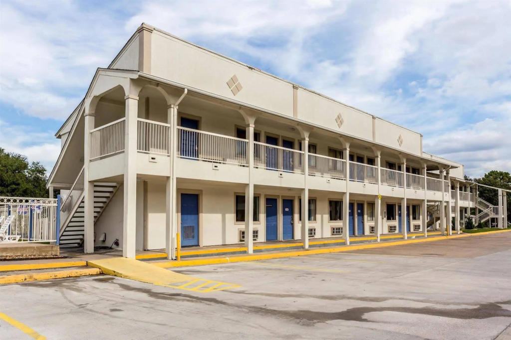 Motel 6-Bryan, TX - College Station
