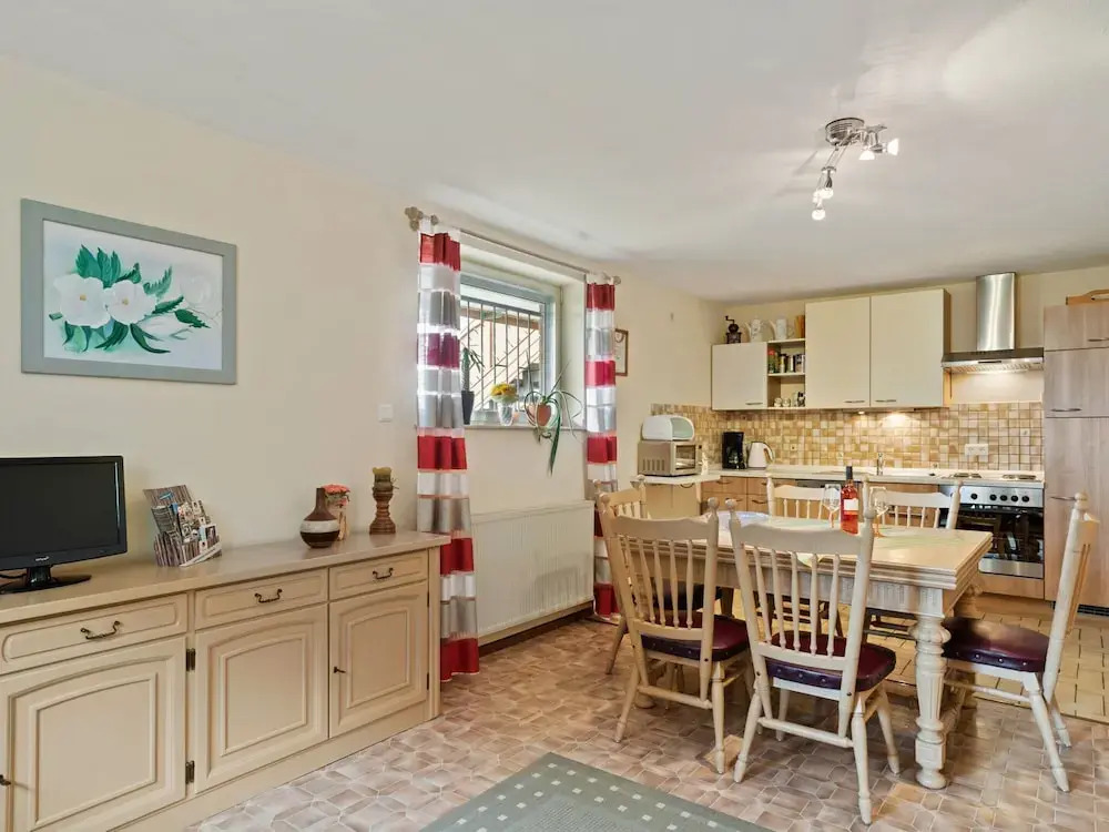 Quaint Pet-friendly Apartment in Neustraßburg