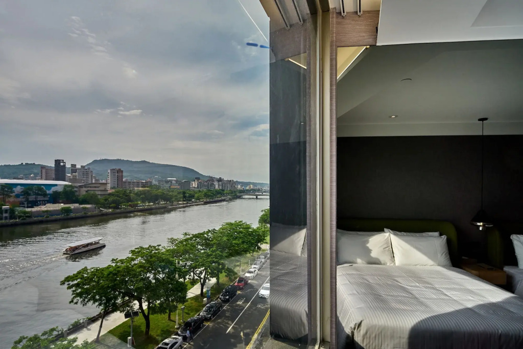 Harbour 10 Hotel