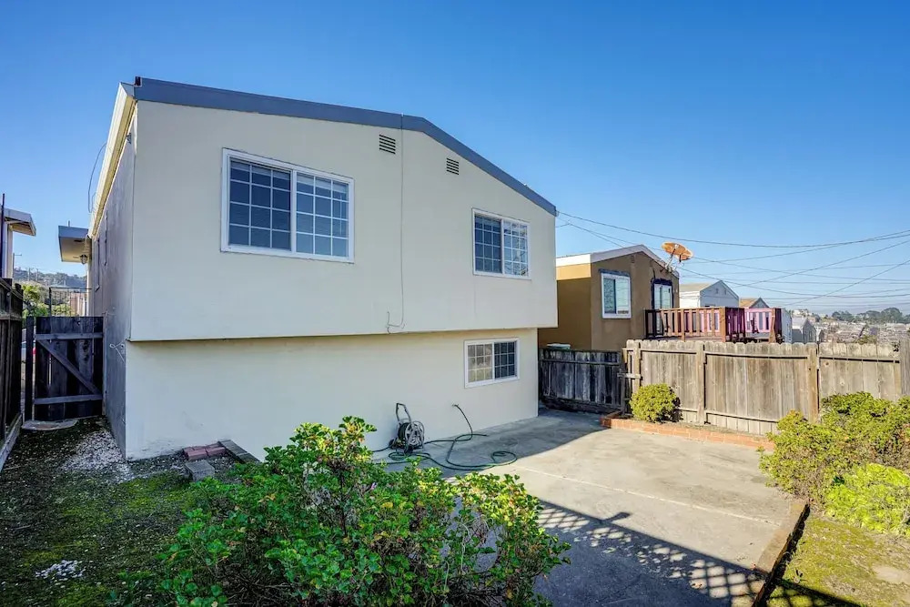 Easy SF Access! Spacious Family Home w/ Yard