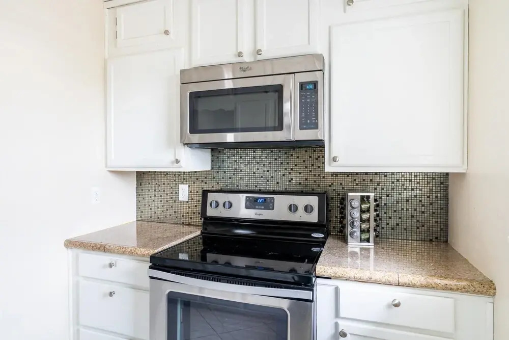 Tarpon in Destin with 4 bedrooms and 4 bathrooms