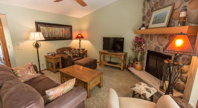 Wild Eagle Lodge