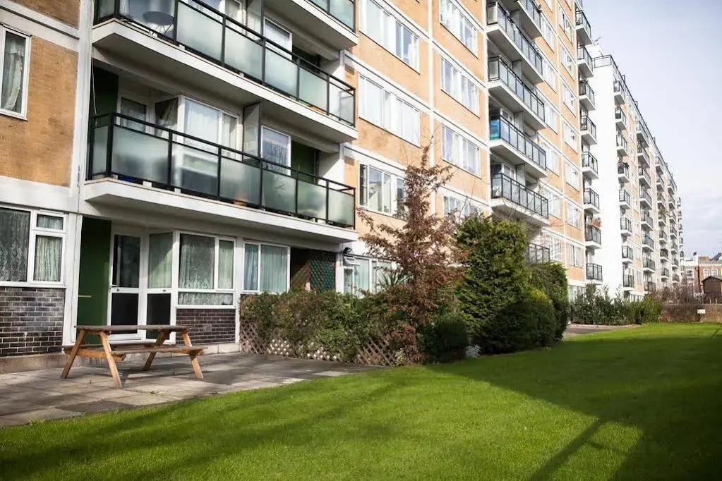 Churchill Apartments