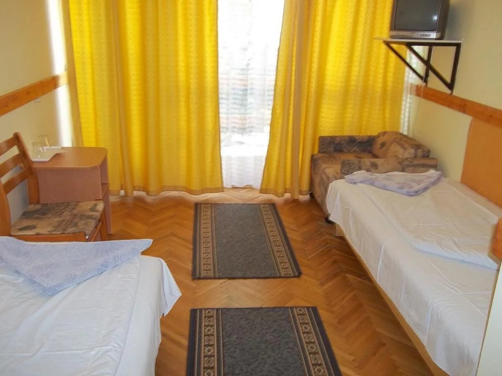 Magaspart Panzió