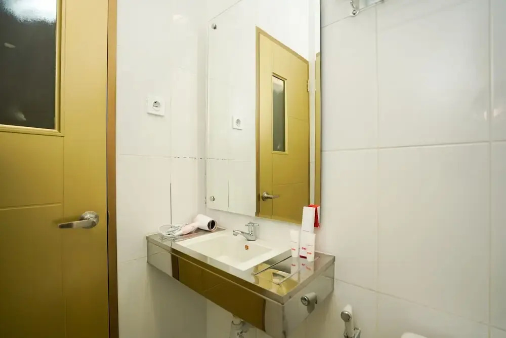 Cahaya 3 Hotel Near Juanda Airport