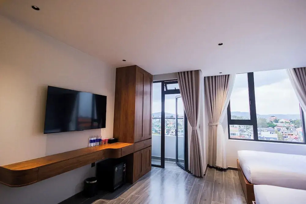 Enjoy Apartment & Hotel DaLat