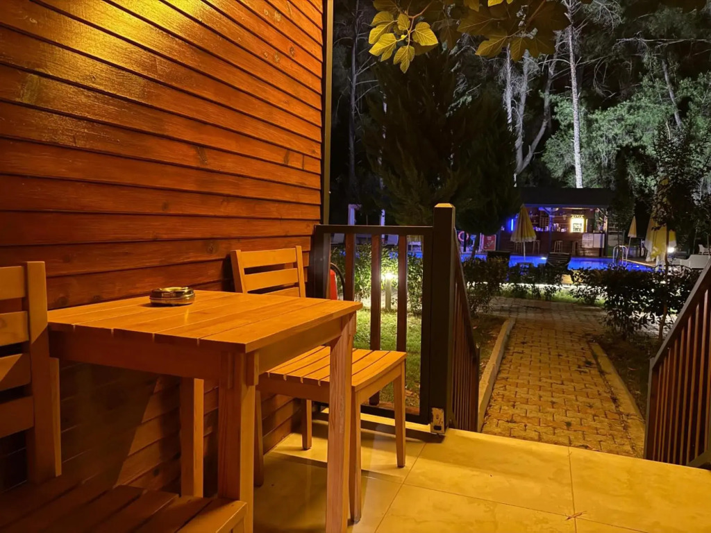 Babylon Town Hotel