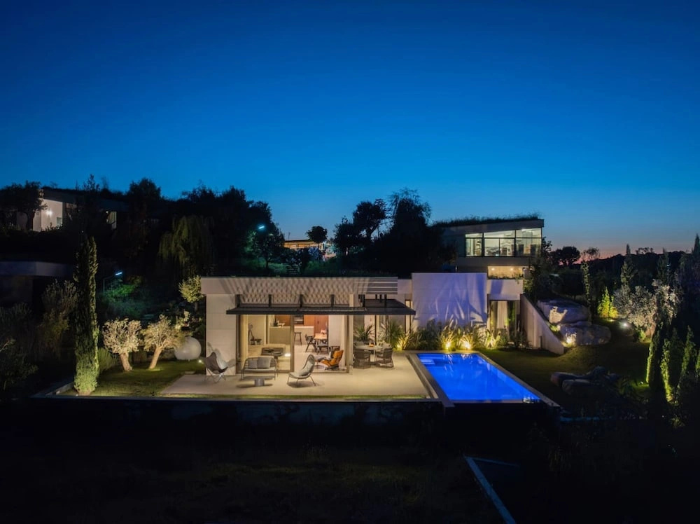 Villa GA A Luxury 3BR With Sauna and Pool