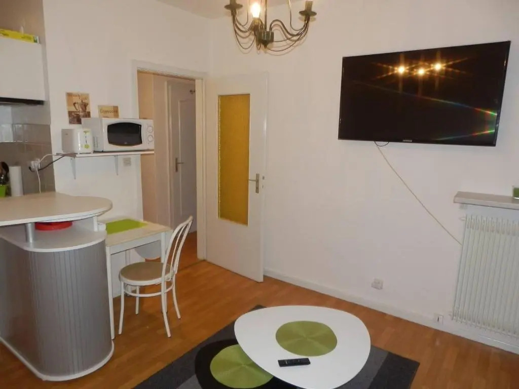 Agréable appartement 2 pieces a forbach - check in autonome