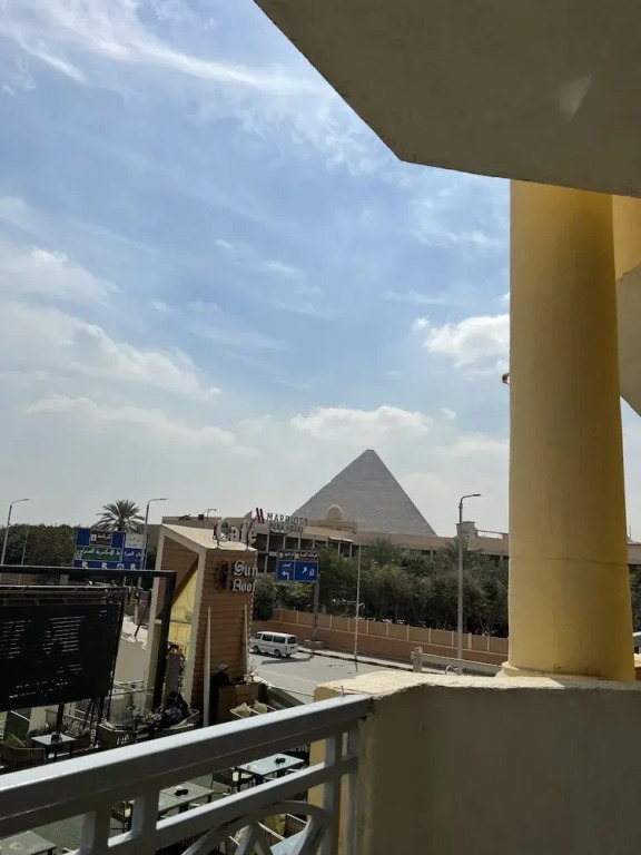 Elite Pyramids view