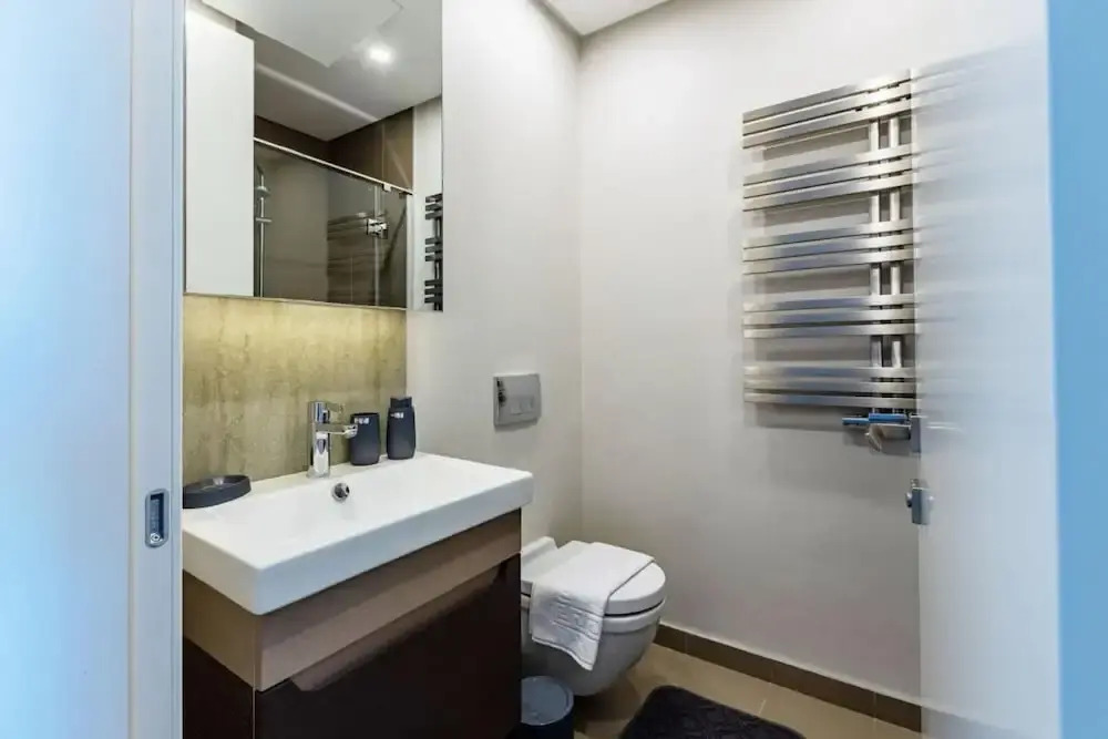 Studio Flat with Panoramic City View in Atasehir