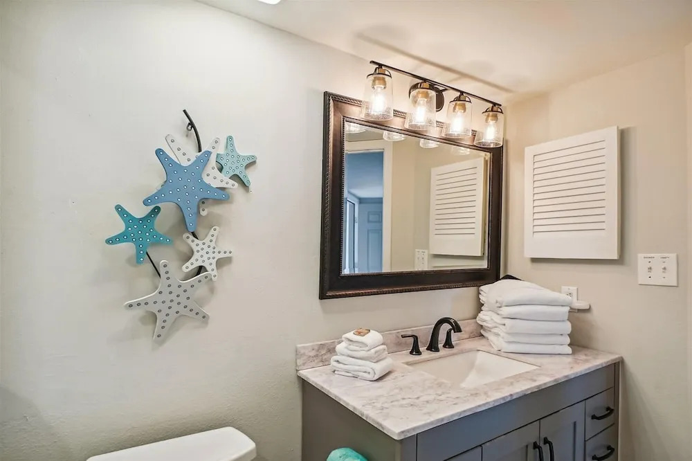 Inlet Reef 619 is a Stunning Sunset View 3 bedroom by RedAwning