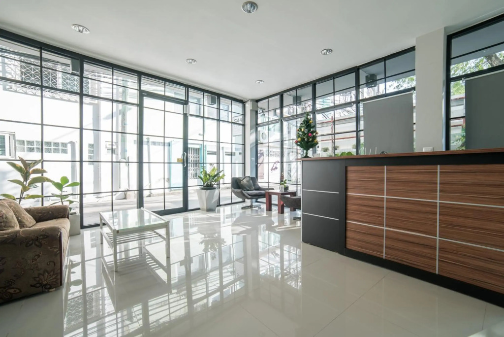 S44ROOM