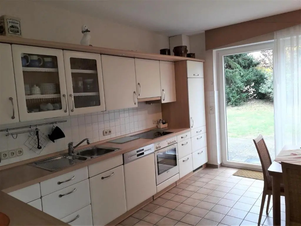 Haus Tuti-No3 in zentraler Lage und doch im Grünen