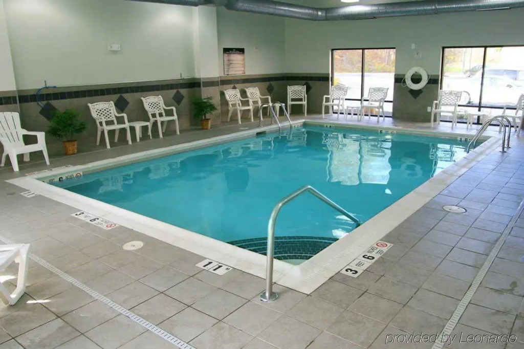 Hampton Inn and Suites Jamestown