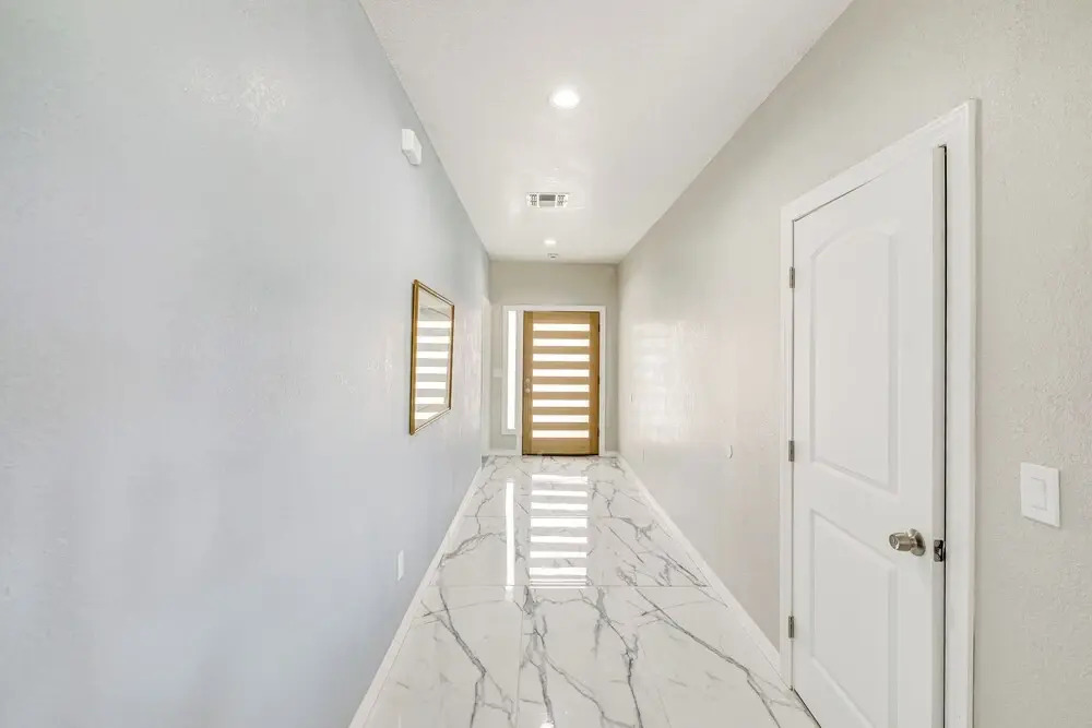 4 Mi to Casinos: Mtn-view Home in Bullhead City!