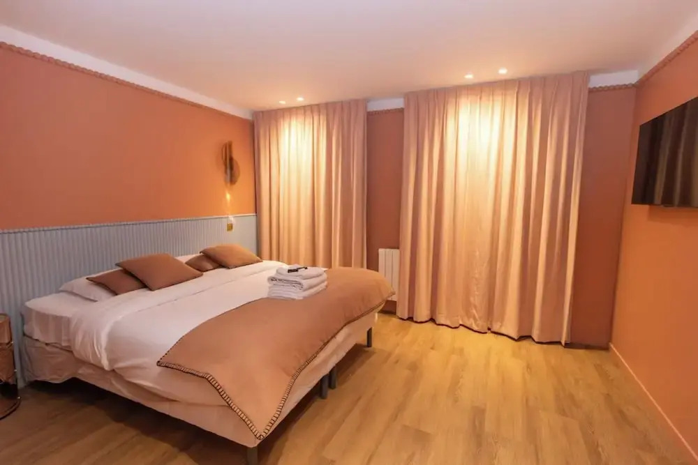 Modern Apartment With AC Center of Paris