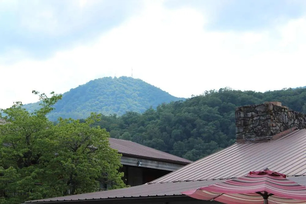Great Smokies Inn - Cherokee