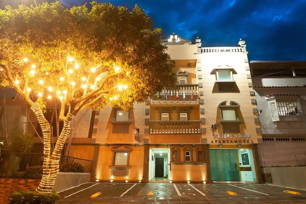Sachar Lodging Apartahotel