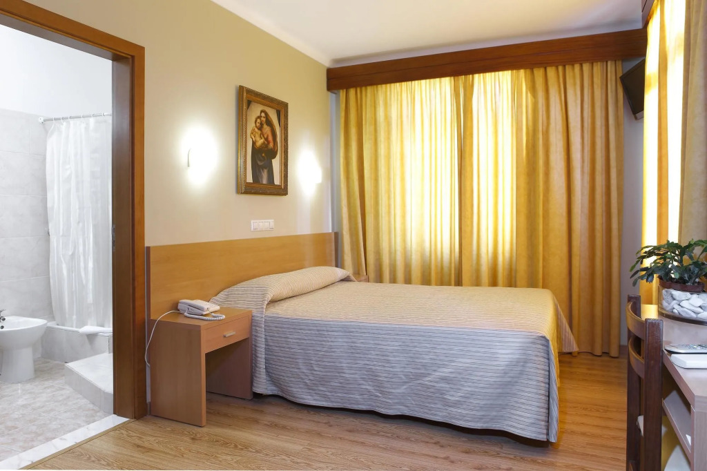 Domus Pacis Fatima Hotel