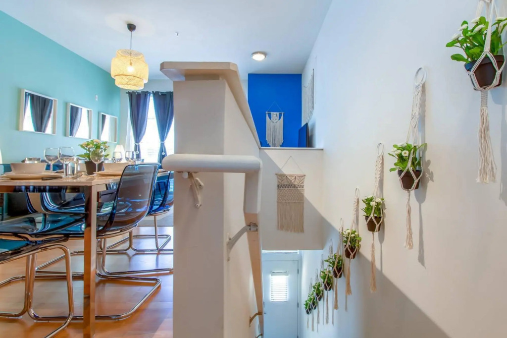 2 Bedroom Hip Apartment, Free Parking & Wifi
