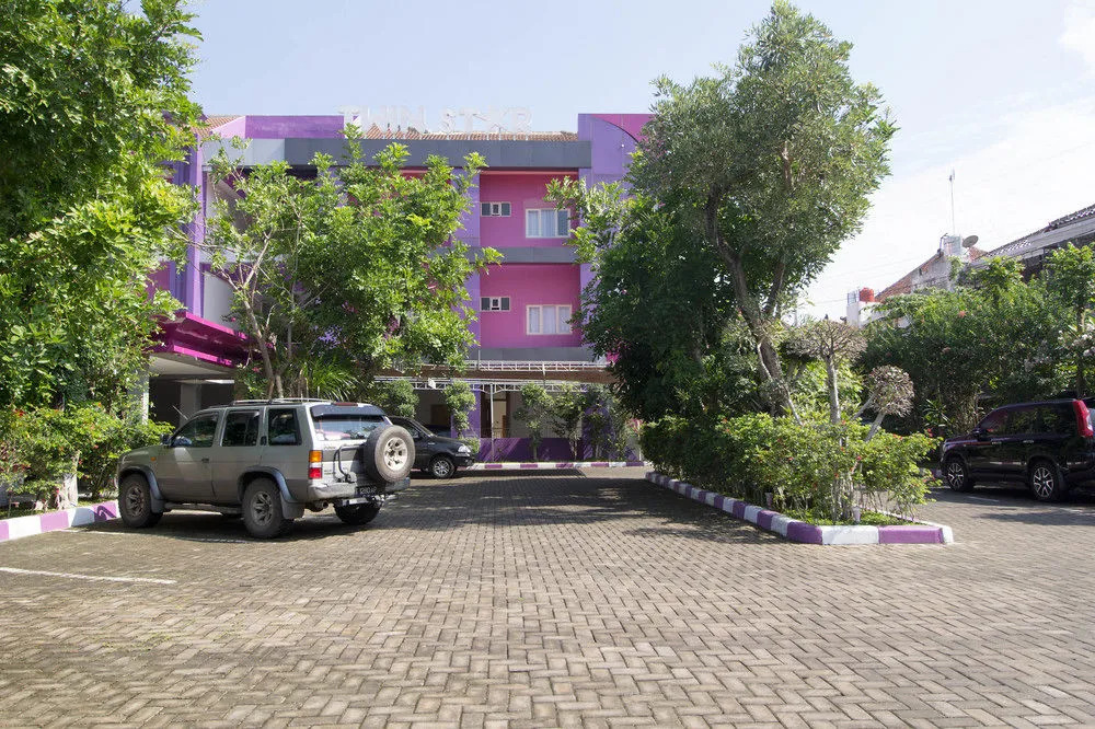 Airy Stasiun Balapan Natuna 4 Solo