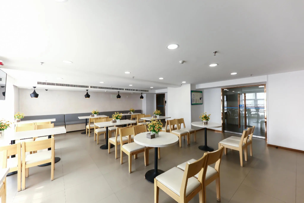Hanting Hotel Guiyang Huaguoyuan Twin Towers