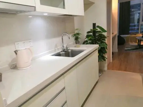Nantong CBD Zhongnan Rainbow Yiloft Apartment